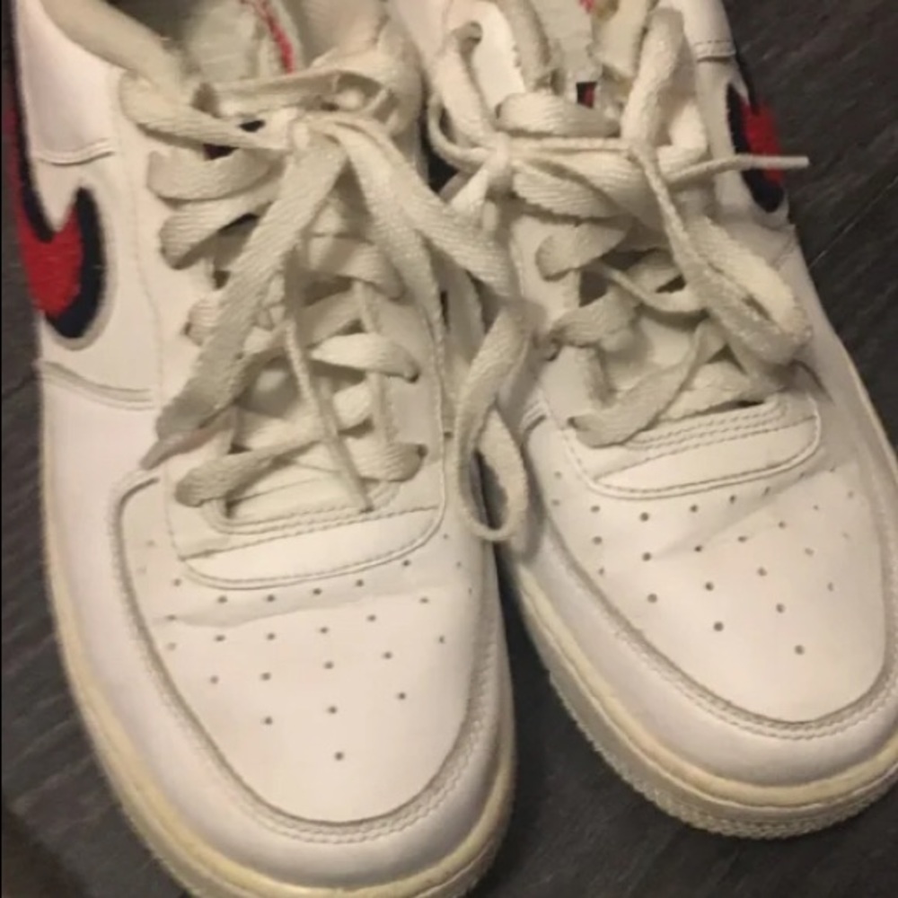 2018 Air Force 1 07 LV8 “Chenille Swoosh’ used 7y